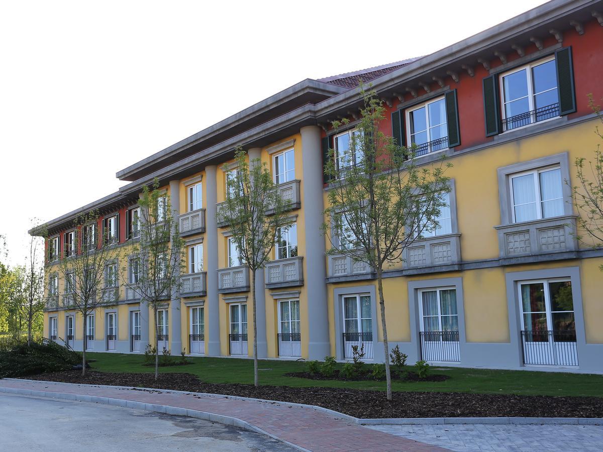 Gardaland Adventure Hotel Castelnuovo del Garda Esterno foto