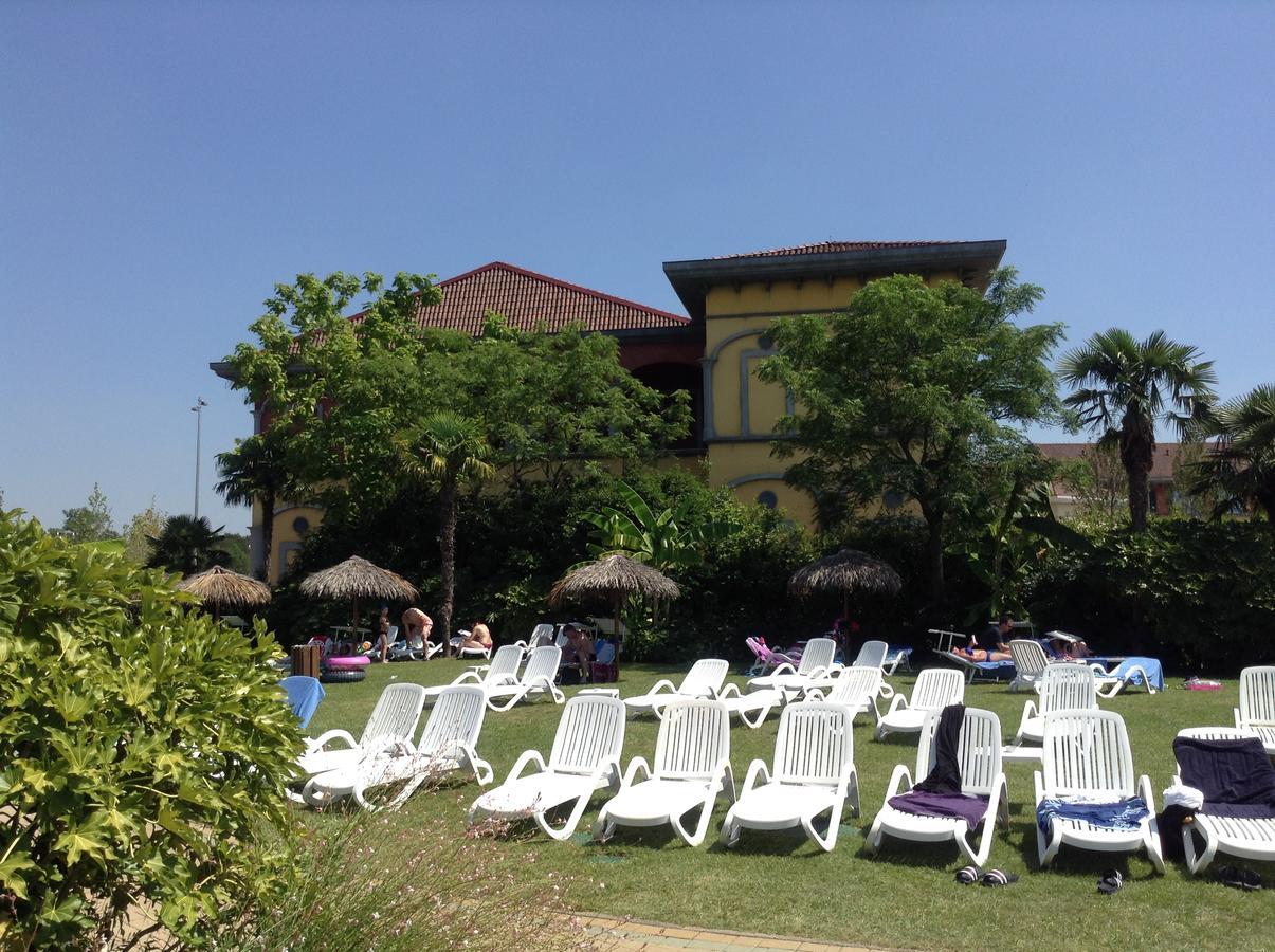 Gardaland Adventure Hotel Castelnuovo del Garda Esterno foto