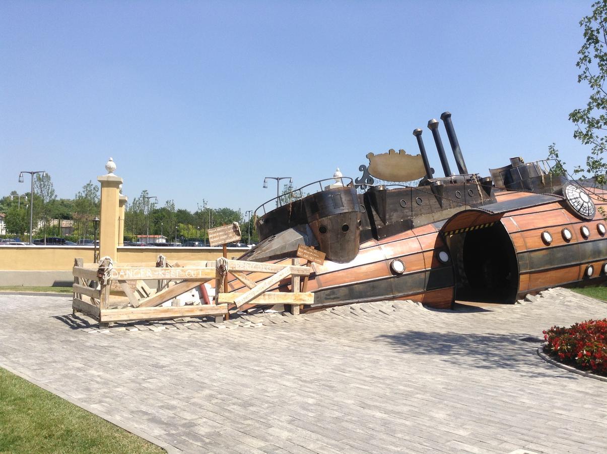 Gardaland Adventure Hotel Castelnuovo del Garda Esterno foto